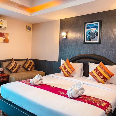 Baik Suite Bangkok Zewnętrze zdjęcie