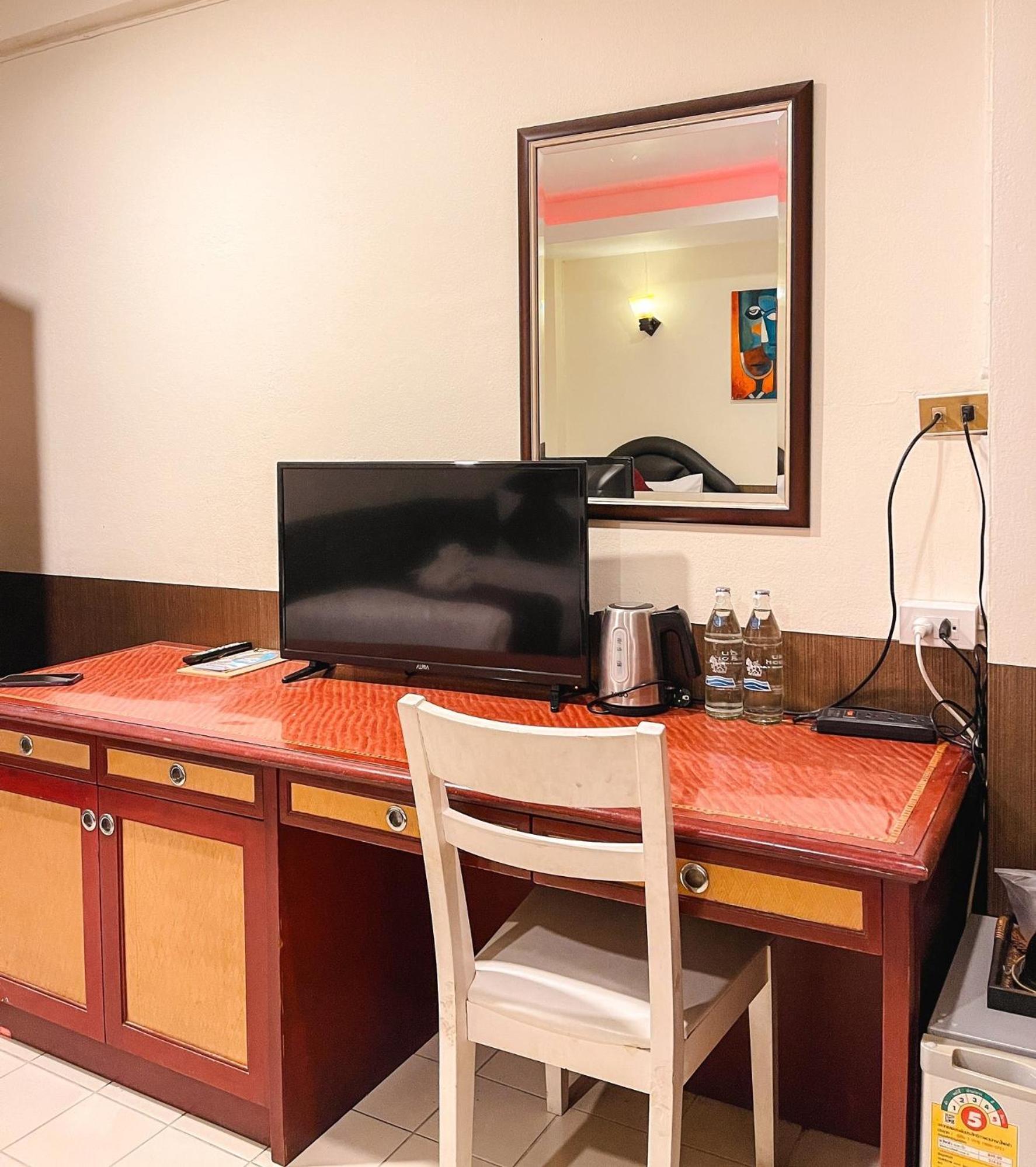 Baik Suite Bangkok Zewnętrze zdjęcie